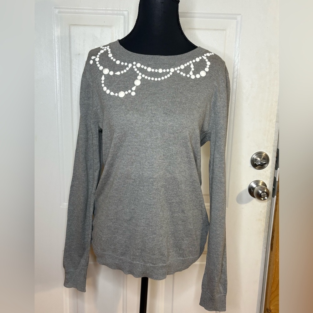 J.Crew Factory Necklace Teddie Sweater in gray, W/ white beaded detailing. Sz M.